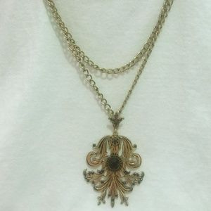 Claire's Stylish Necklace